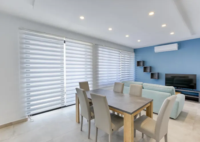 De Redin Seafront By Haven And Keys Malta Σλιέμα