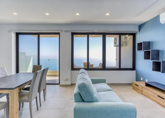 De Redin Seafront By Haven And Keys Malta * Σλιέμα