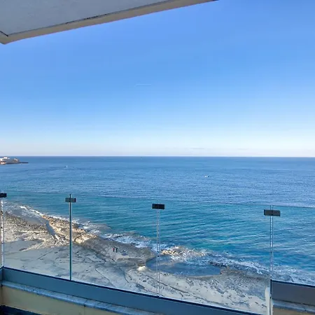 아파트 De Redin Seafront Suites By Haven And Keys Malta