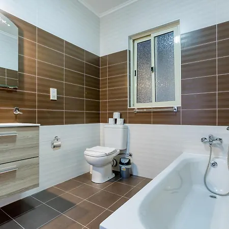 De Redin Seafront By Haven And Keys Malta Apartment