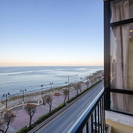 Seafront With Balcony & Sea Views By Jl דירה סליאמה
