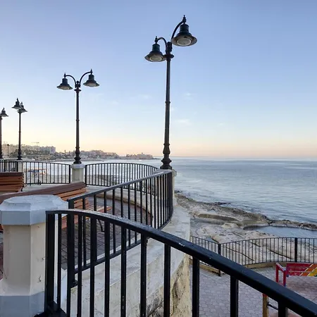 דירה De Redin Seafront By Haven And Keys Malta *