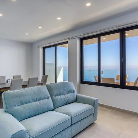 דירה Seafront With Balcony & Sea Views By Jl