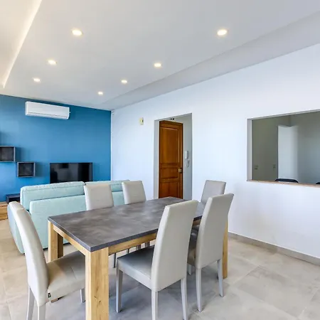 De Redin Seafront Suites By Haven And Keys Malta Lägenhet Sliema
