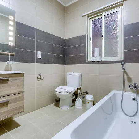 Lägenhet De Redin Seafront Suites By Haven And Keys Malta Sliema