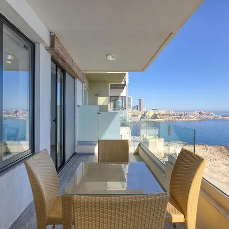 De Redin Seafront By Haven And Keys Malta * סליאמה