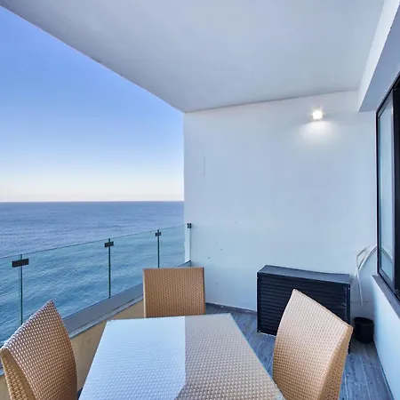 Apartment De-Redin Suites By Haven And Keys Malta *