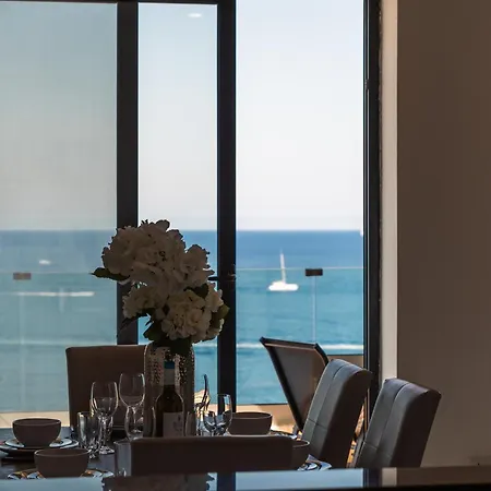 شقة De-Redin Suites - Sea Front - By Haven And Keys Malta سليمة