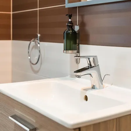 شقة De-Redin Suites - Sea Front - By Haven And Keys Malta سليمة