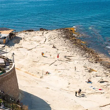 De-Redin Suites - Sea Front - By Haven And Keys Malta سليمة