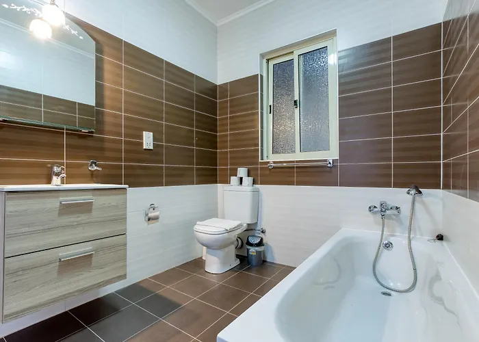 De Redin Seafront By Haven And Keys Malta Appartamento