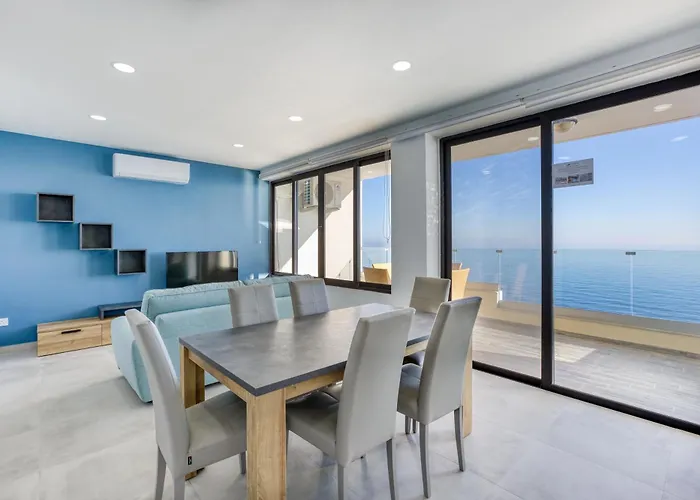 De Redin Seafront By Haven And Keys Malta דירה