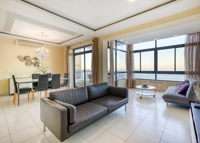Appartamento De Redin Seafront By Haven And Keys Malta Sliema