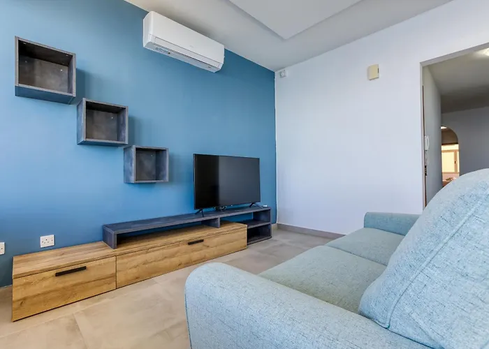 De Redin Seafront By Haven And Keys Malta *