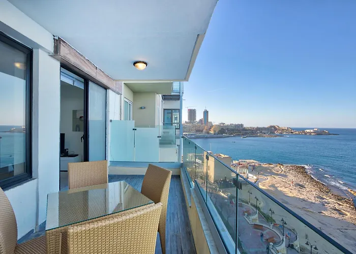 Appartamento De Redin Seafront By Haven And Keys Malta Sliema