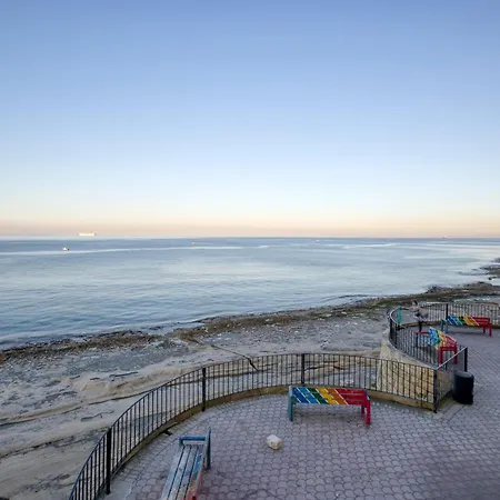 Apartament De Redin Seafront By Haven And Keys Malta