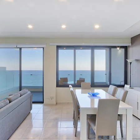 Apartament De Redin Seafront By Haven And Keys Malta *