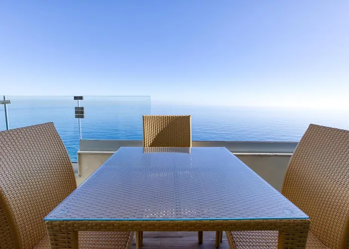 De Redin Seafront By Haven And Keys Malta Apartament