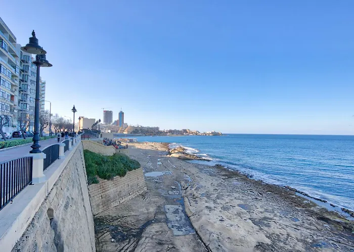 De Redin Seafront By Haven And Keys Malta